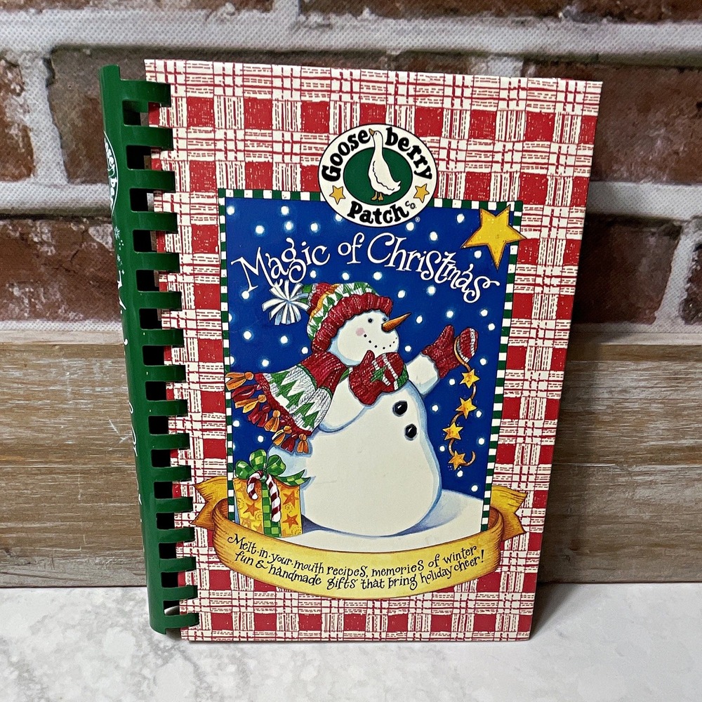 Gooseberry Patch Magic of Christmas Spiral Bound Illustrated Recipes & Crafts